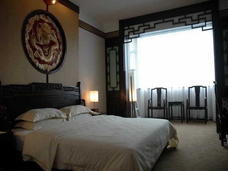 Guilin Park Hotel Room photo